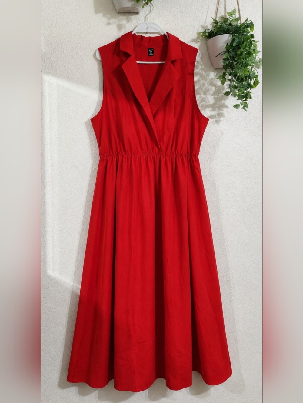 Red Sleeveless Collared A-Line Dress